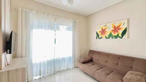 Apto 2 dormitórios na Praia de Bombinhas!