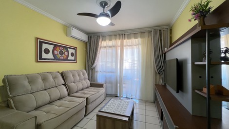 A bedroom apartment a few meters from Bombinhas Beach!