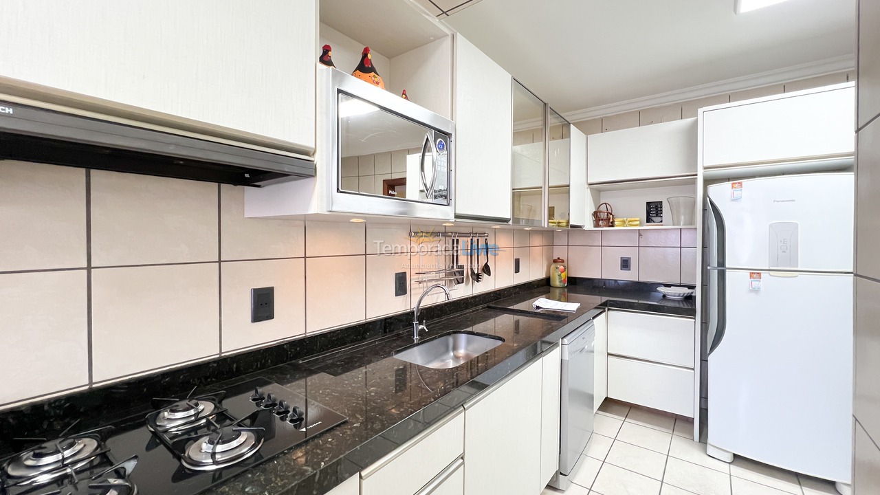 Apartment for vacation rental in Bombinhas (Praia de Bombinhas)