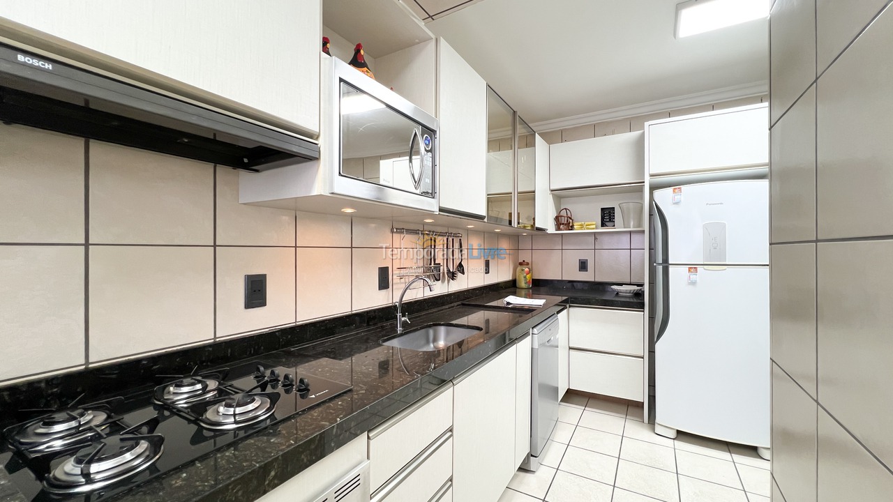 Apartment for vacation rental in Bombinhas (Praia de Bombinhas)