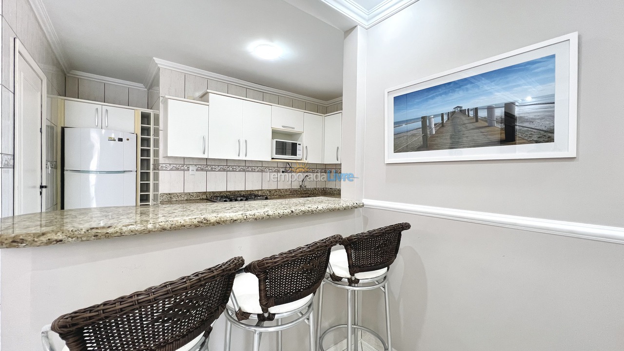 Apartamento para aluguel de temporada em Bombinhas (Praia de Bombinhas)