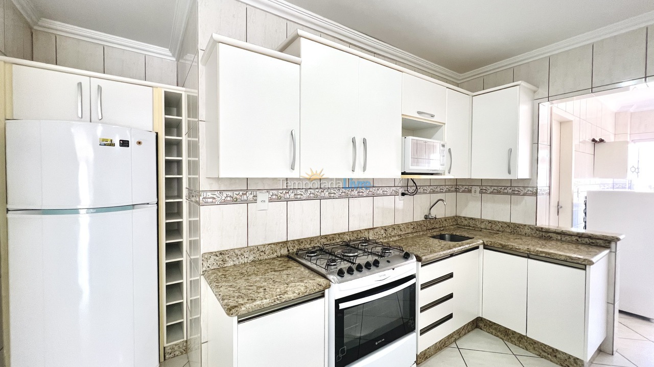 Apartamento para aluguel de temporada em Bombinhas (Praia de Bombinhas)