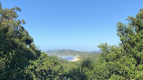 Casa con increíbles vistas al mar y a la laguna en Praia da Ferrugem, SC