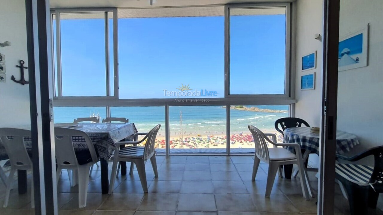 Apartamento para aluguel de temporada em Guarujá (Pitangueiras)