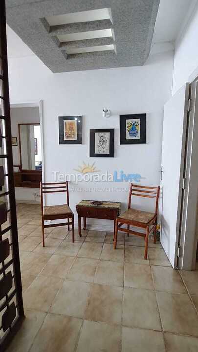 Apartamento para aluguel de temporada em Guarujá (Pitangueiras)