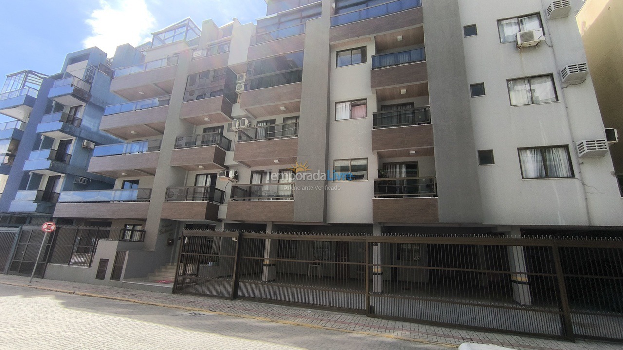 Apartamento para aluguel de temporada em Itapema (Meia Praia)