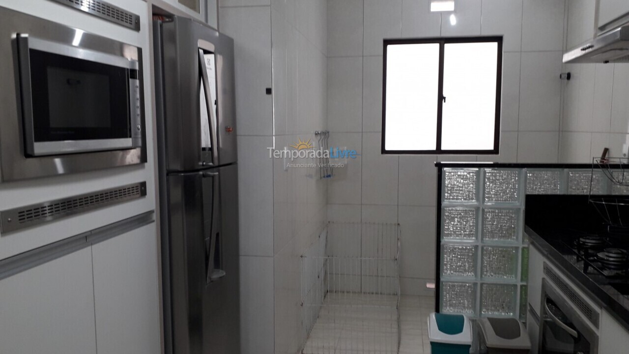 Apartamento para aluguel de temporada em Florianopolis (Praia dos Ingleses)