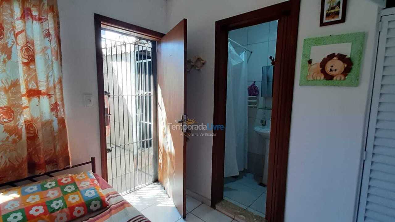 Casa para alquiler de vacaciones em Praia Grande (Ocian)