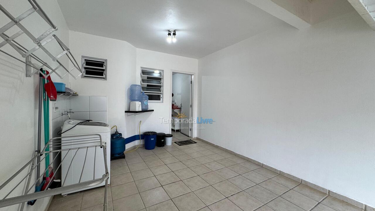 House for vacation rental in Bombinhas (Canto Grande)