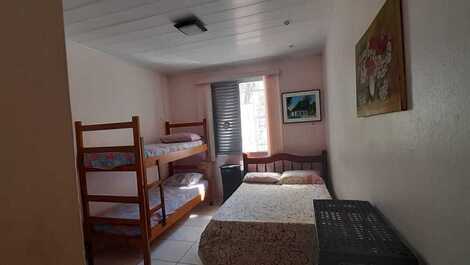 CASA PRAIA GRANDE OCIAN, DOS HABITACIONES CON SUITE, A DOS CUADRAS DE LA PLAYA