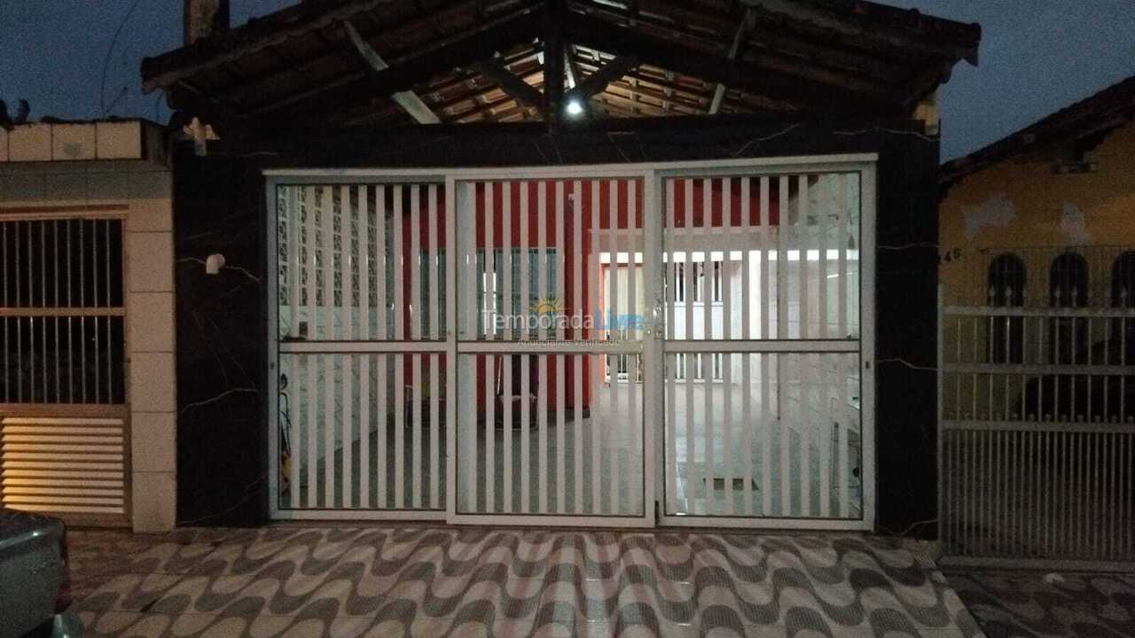 Casa para alquiler de vacaciones em Praia Grande (Vila Mirim)