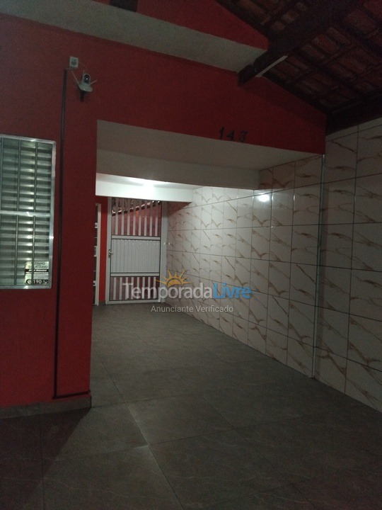 Casa para alquiler de vacaciones em Praia Grande (Vila Mirim)