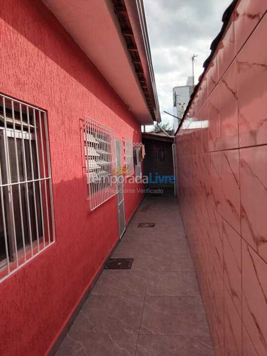 Casa para alquiler de vacaciones em Praia Grande (Vila Mirim)