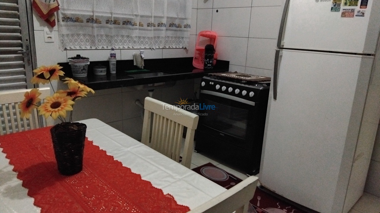 Casa para alquiler de vacaciones em Praia Grande (Vila Mirim)