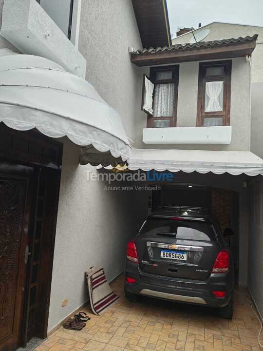 Casa para aluguel de temporada em Guaratuba (Brejatuba)