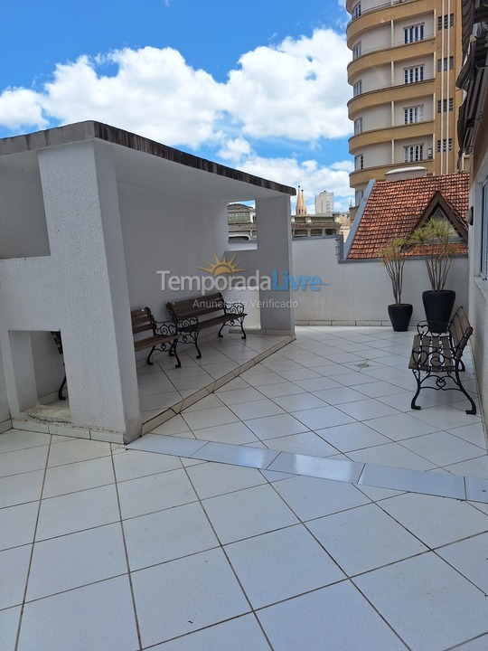 Apartamento para aluguel de temporada em Curitiba (Centro)