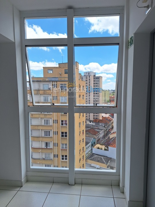 Apartamento para aluguel de temporada em Curitiba (Centro)