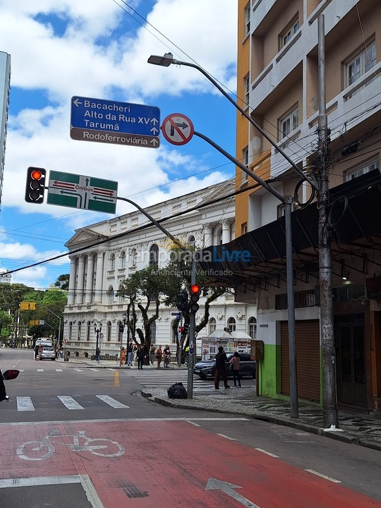 Apartamento para aluguel de temporada em Curitiba (Centro)