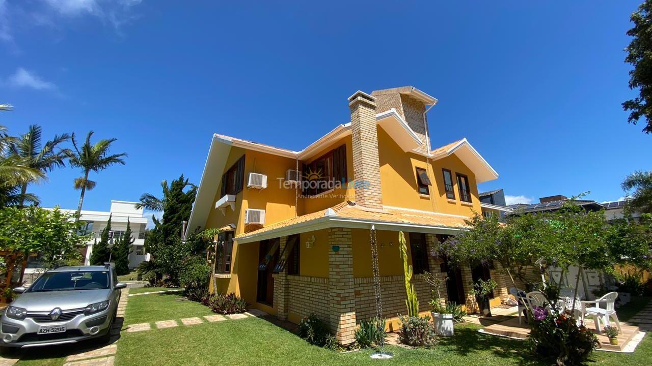 Casa para alquiler de vacaciones em Florianopolis (Jurerê)