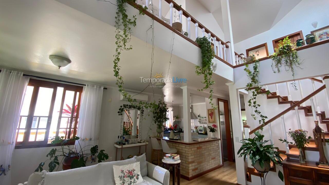 Casa para alquiler de vacaciones em Florianopolis (Jurerê)