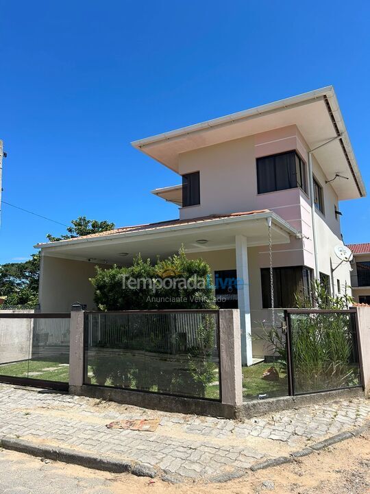 Casa para aluguel de temporada em Florianopolis (Praia dos Ingleses)