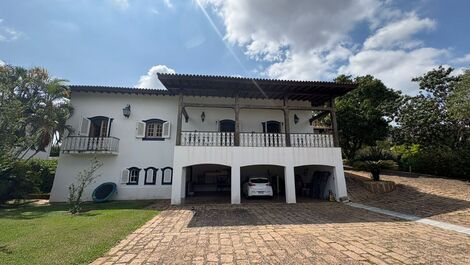 Hermosa casa en el Condominio Terras de São José I.