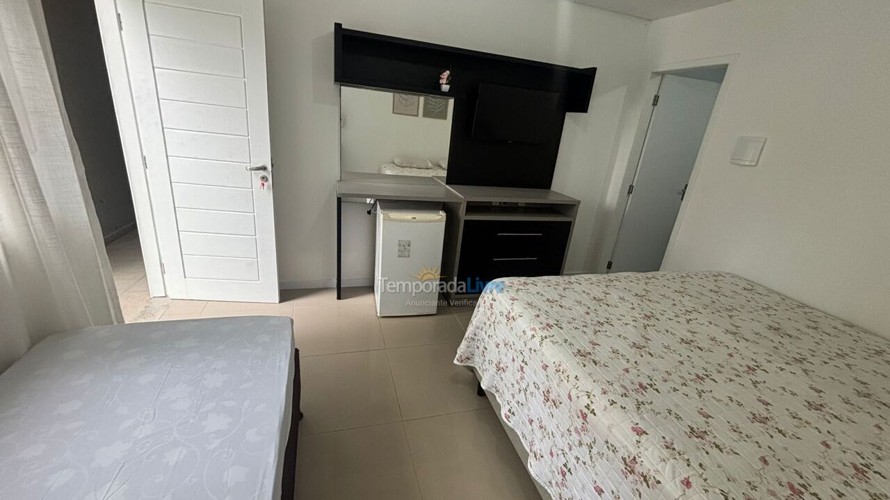 Casa para aluguel de temporada em Florianopolis (Canasvieiras)