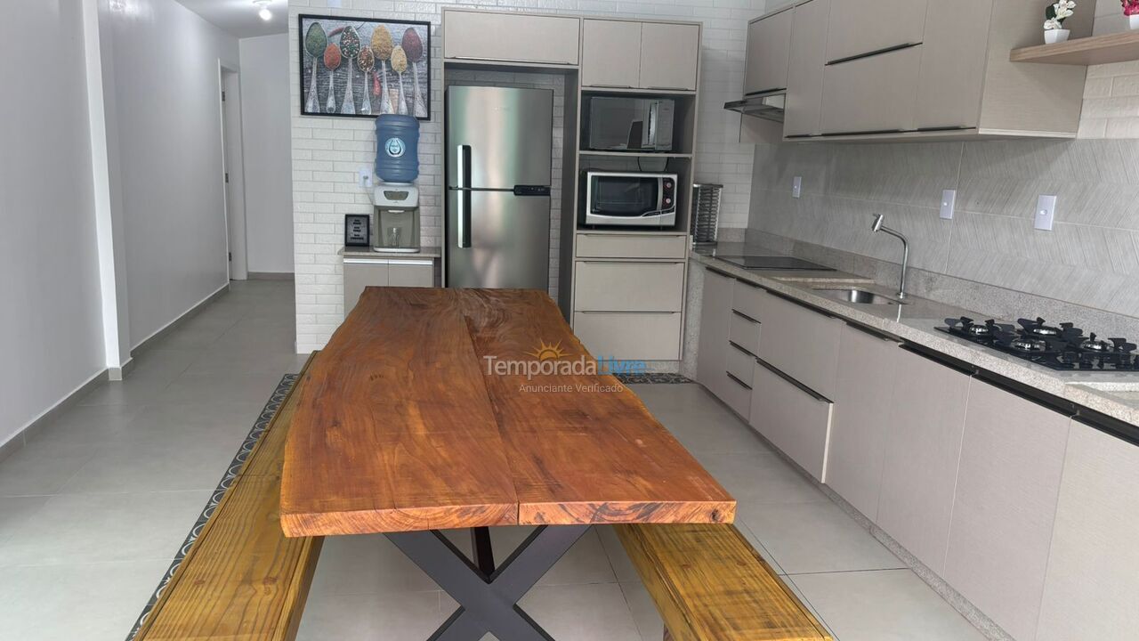 Casa para aluguel de temporada em Florianopolis (Canasvieiras)