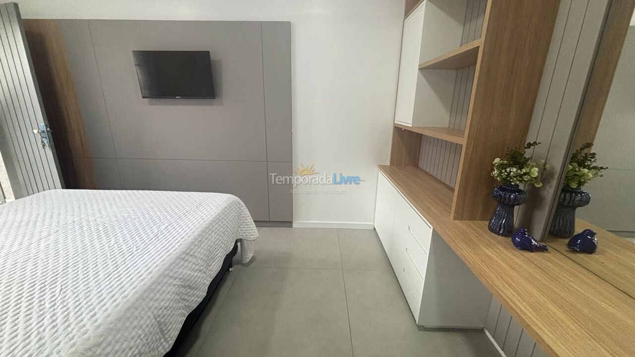 Casa para aluguel de temporada em Florianopolis (Canasvieiras)