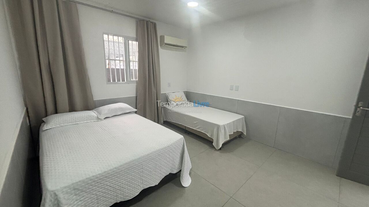 Casa para aluguel de temporada em Florianopolis (Canasvieiras)