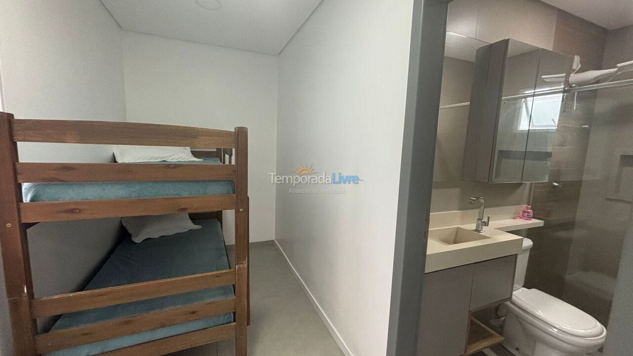 Casa para aluguel de temporada em Florianopolis (Canasvieiras)