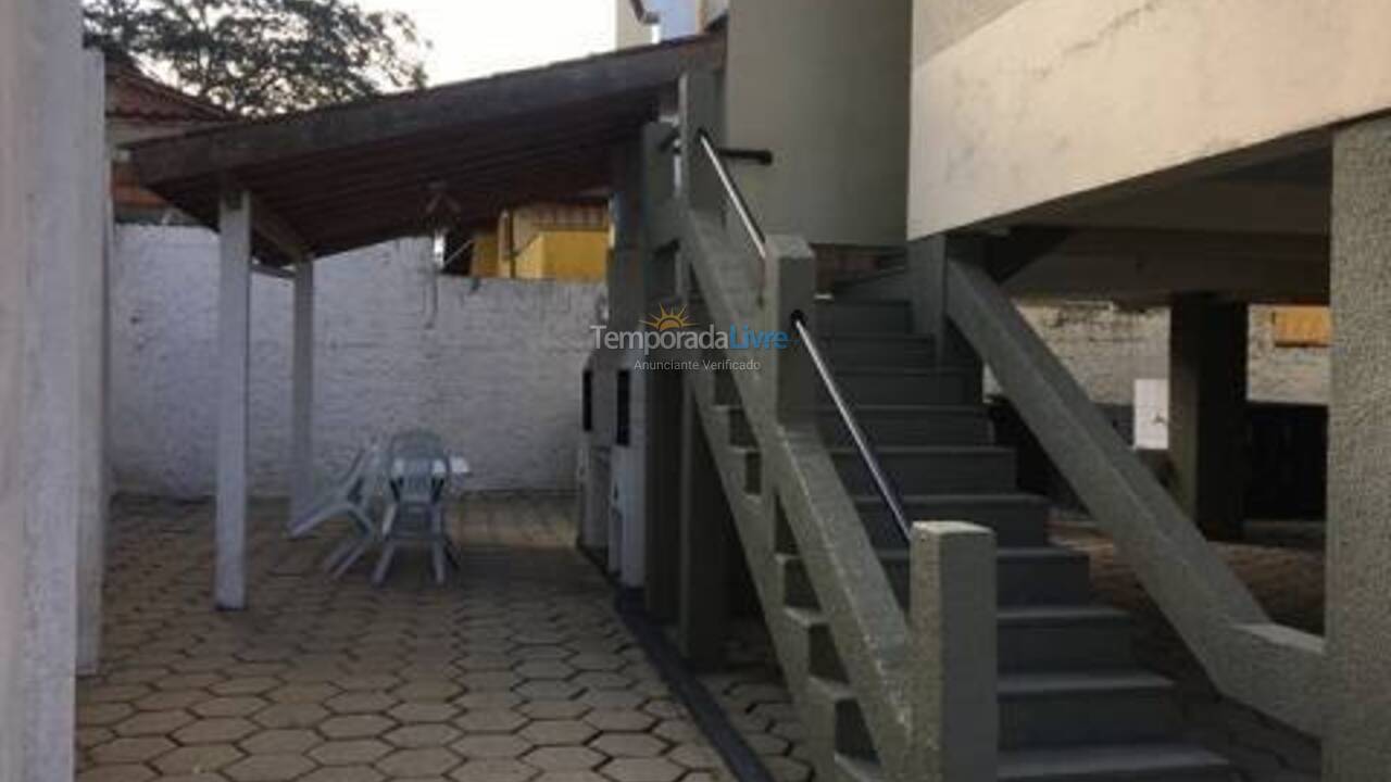 Apartamento para aluguel de temporada em Ubatuba (Itaguá)