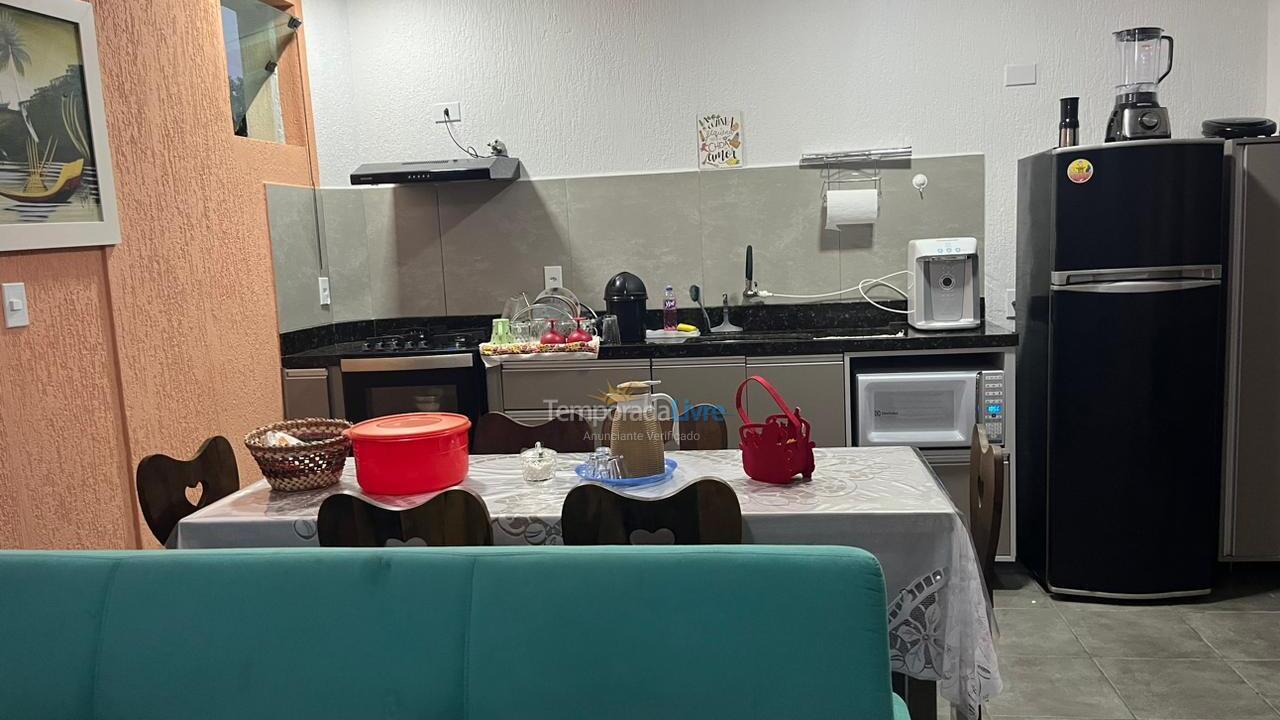 Apartamento para aluguel de temporada em Ubatuba (Itaguá)