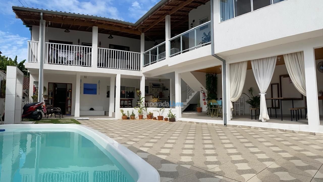 Casa para alquiler de vacaciones em Ubatuba (Pedreira)