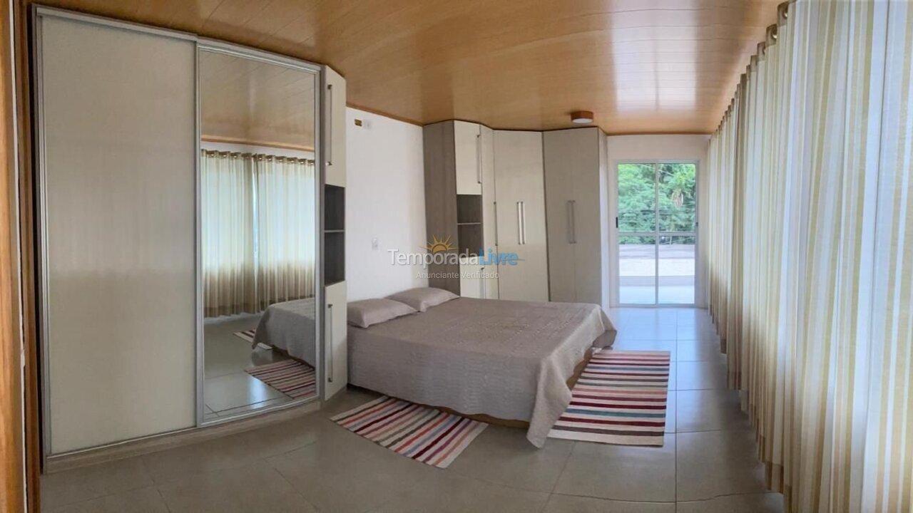 Casa para alquiler de vacaciones em Ubatuba (Pedreira)