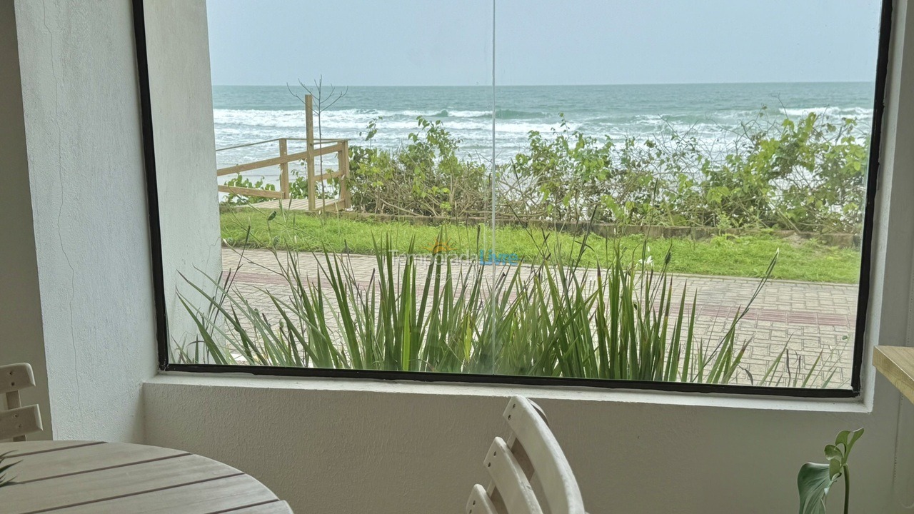 Casa para aluguel de temporada em Bombinhas (Praia de Bombas)