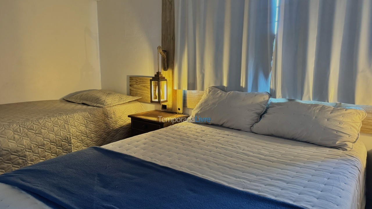 Casa para aluguel de temporada em Bombinhas (Praia de Bombas)