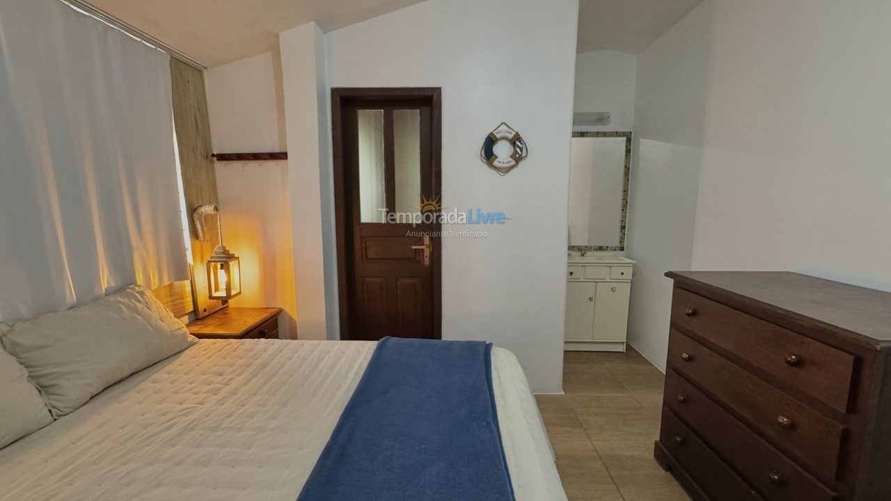 Casa para aluguel de temporada em Bombinhas (Praia de Bombas)