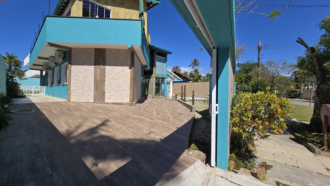 House for vacation rental in Ubatuba (Praia do Tenório)