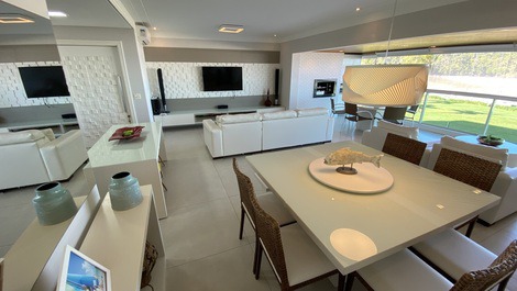 Apartment in Riviera facing the beach with a wonderful view.