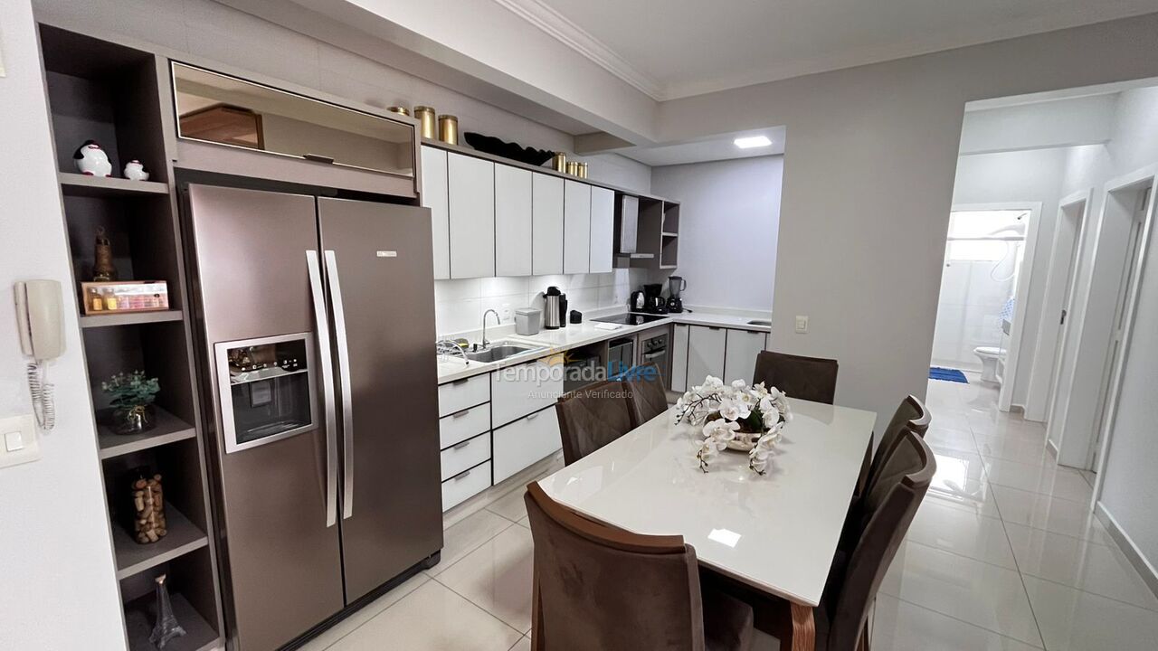 Apartamento para aluguel de temporada em Florianopolis (Praia dos Ingleses)