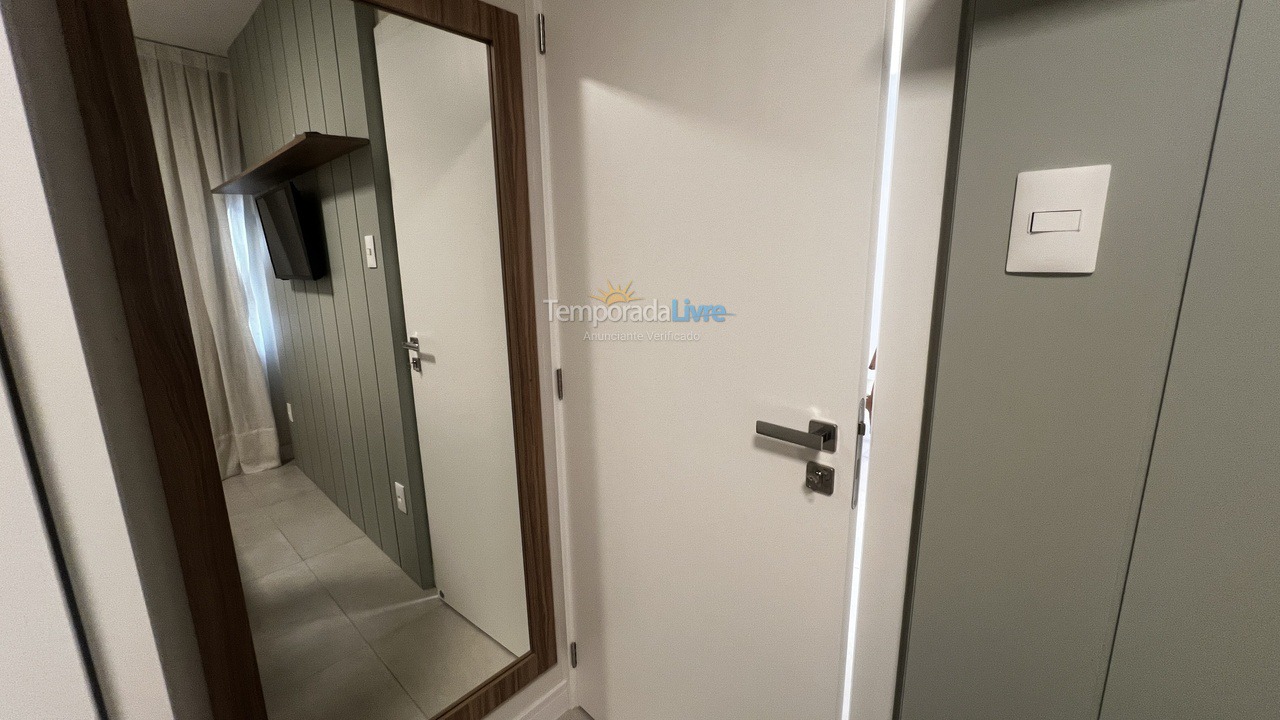 Apartamento para aluguel de temporada em Balneário Camboriú (Centro)