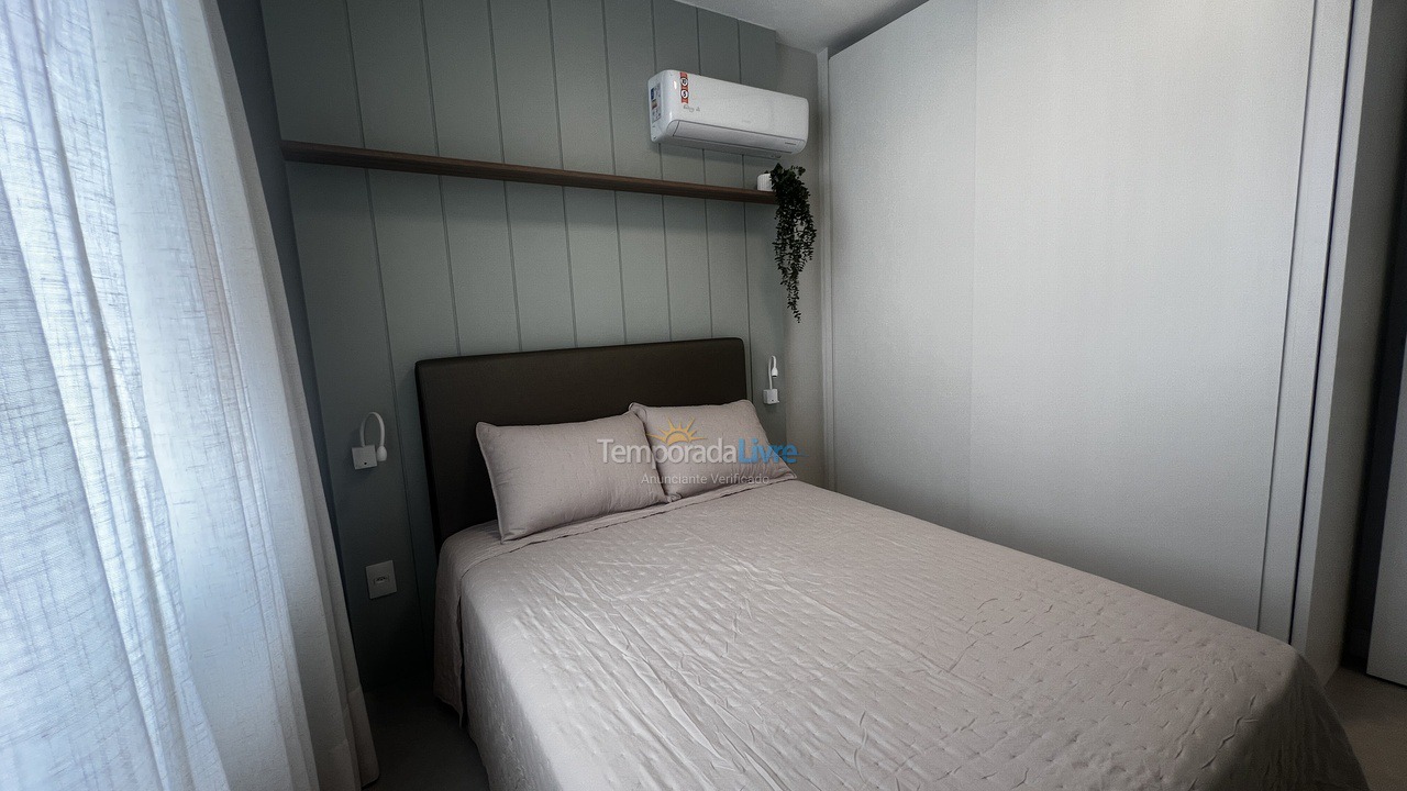 Apartamento para aluguel de temporada em Balneário Camboriú (Centro)