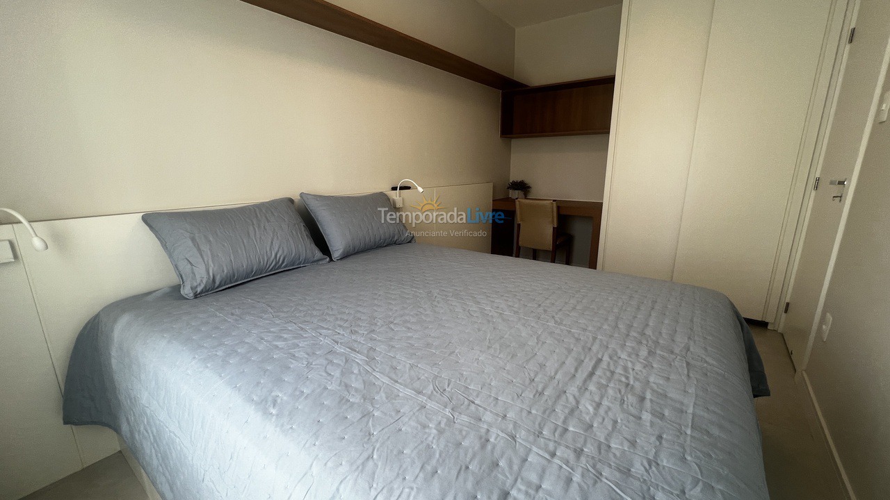 Apartamento para aluguel de temporada em Balneário Camboriú (Centro)