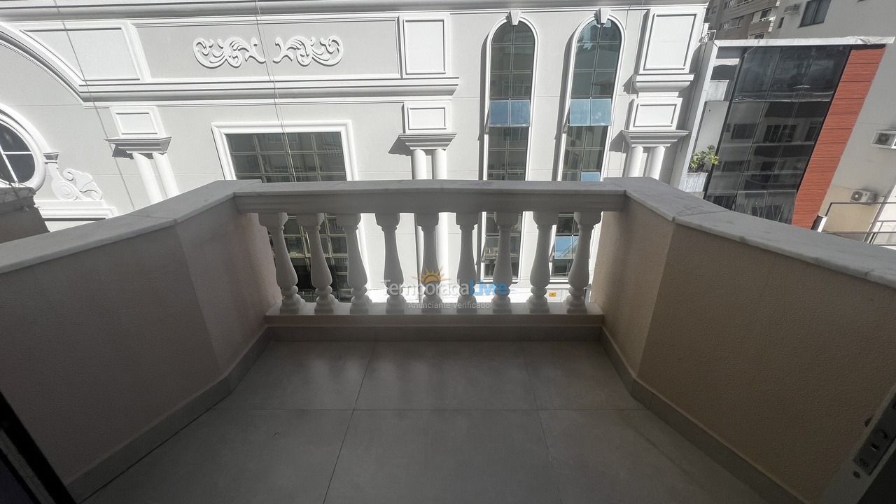 Apartamento para aluguel de temporada em Balneário Camboriú (Centro)