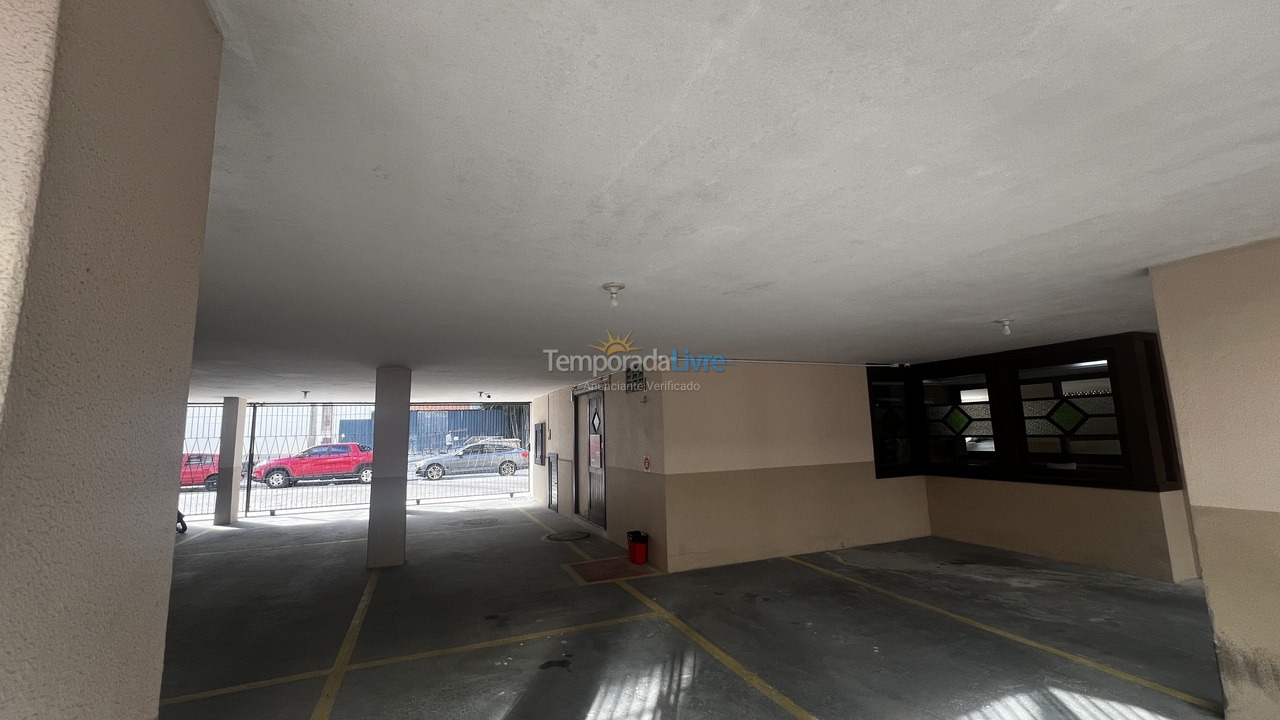 Apartamento para aluguel de temporada em Balneário Camboriú (Centro)