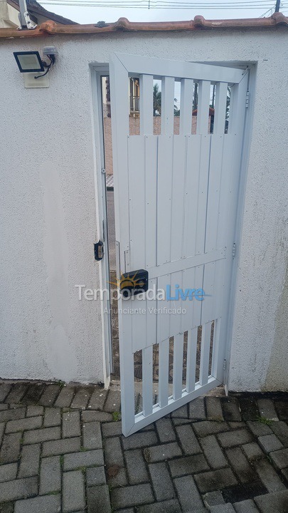 Apartment for vacation rental in Bertioga (Praia da Enseada)