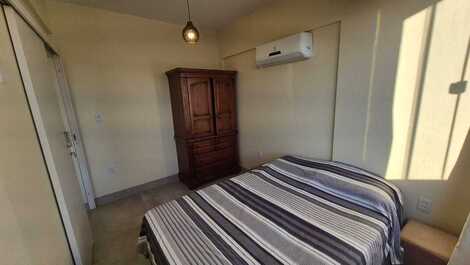 Apartamento 2 quartos, piscina na praia ingleses/santinho