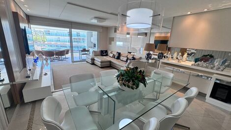 Precioso apartamento con vistas al mar