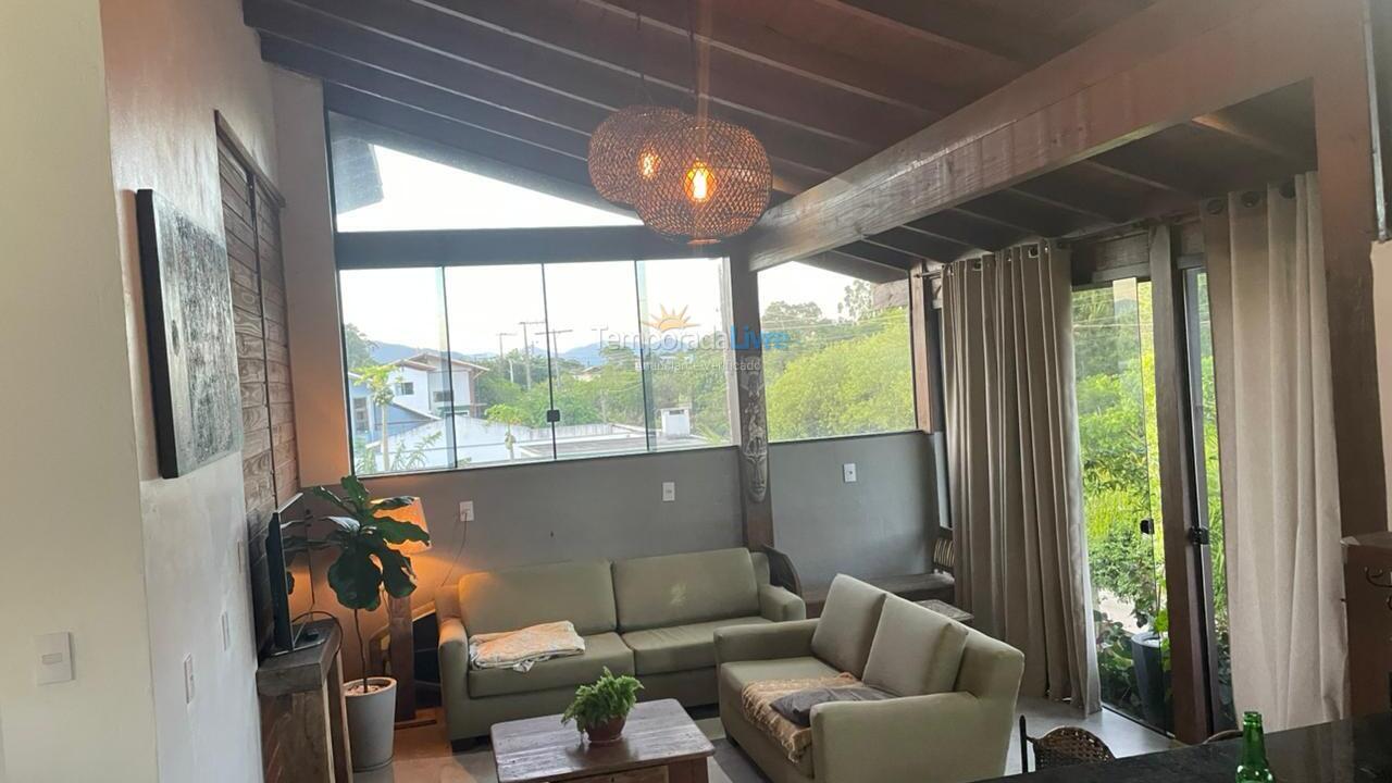 Casa para alquiler de vacaciones em Imbituba (Praia de Ibiraquera)